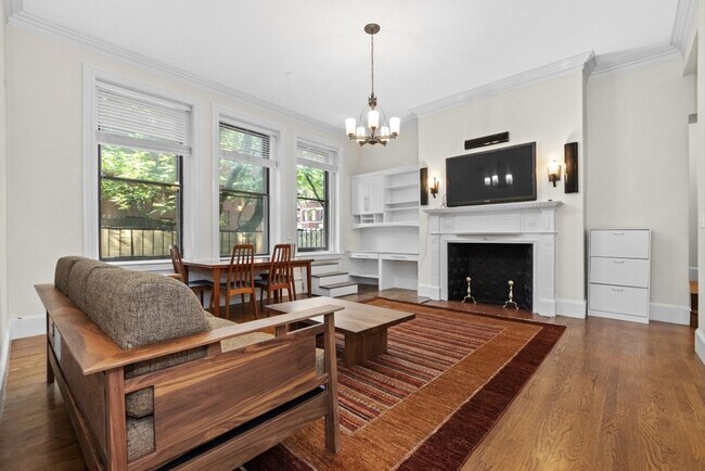 property at 280 Commonwealth Ave