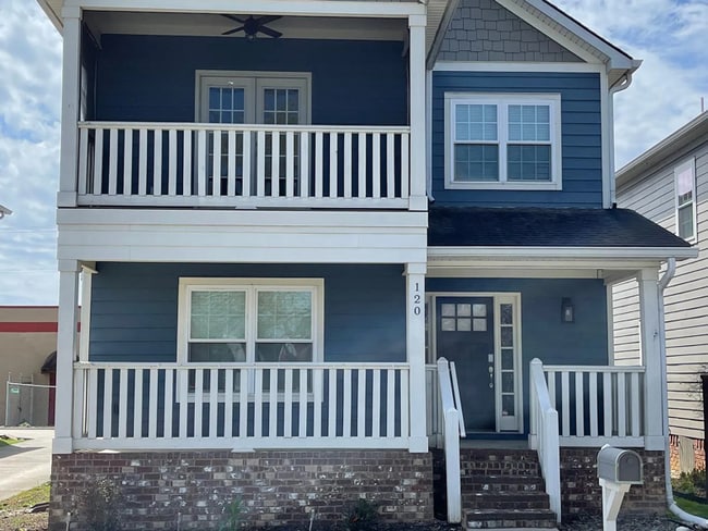 120 W 19th St