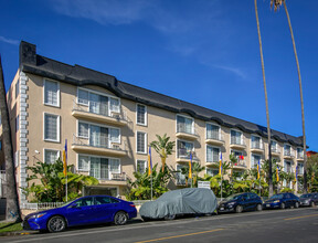 Wilshire Kenmore Regency in Los Angeles, CA - Foto de edificio - Building Photo