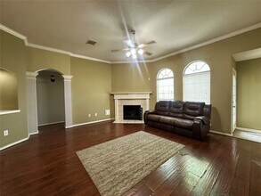 19327 Gallatin Ln in Tomball, TX - Building Photo - Building Photo