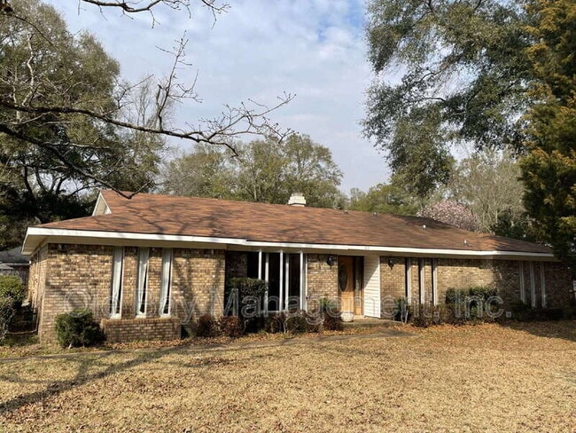 property at 613 Vaughn Dr N