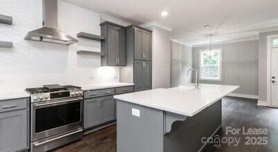 1134 E 36th St in Charlotte, NC - Building Photo - Building Photo