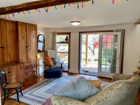 3 Smith Hill Rd in Franklin, NH - Building Photo