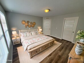 19 Hummingbird Dr in Orion Township, MI - Building Photo - Building Photo