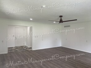 201 W Walnut St in Green Ridge, MO - Building Photo - Building Photo