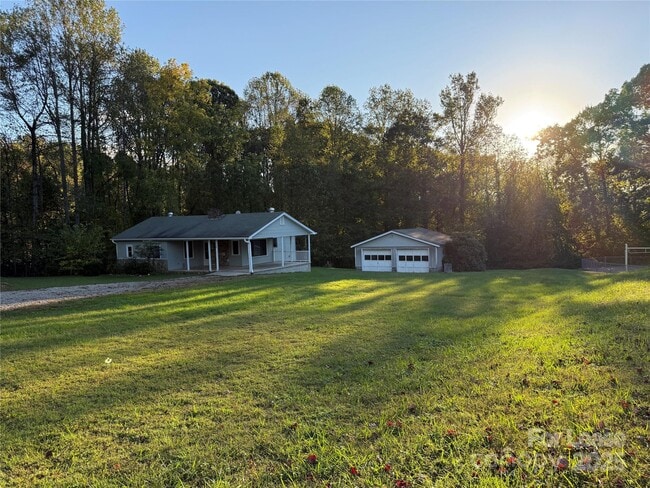 property at 729 Asbury Rd