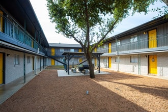 Western Oaks in Killeen, TX - Foto de edificio - Building Photo