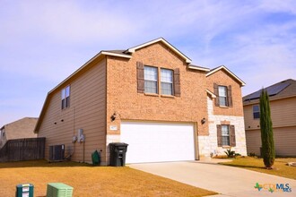 407 E Orion Dr in Killeen, TX - Foto de edificio - Building Photo