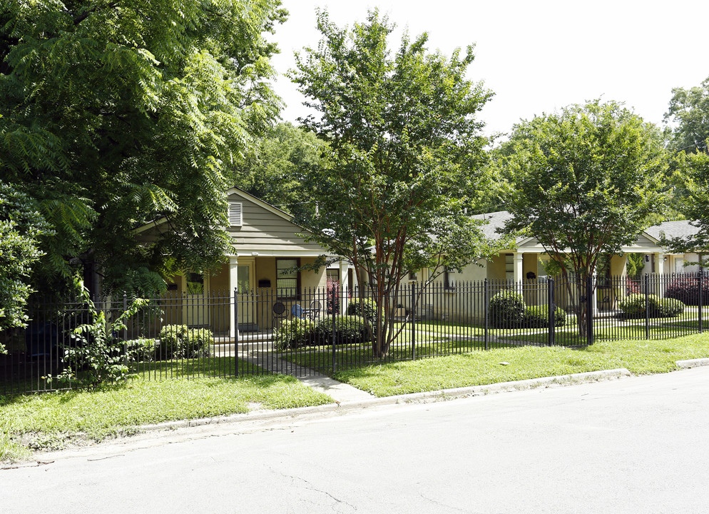 The Cottages in Memphis, TN - Building Photo