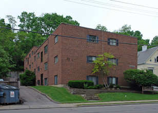 Delta Bend Apartments in Cincinnati, OH - Building Photo - Building Photo