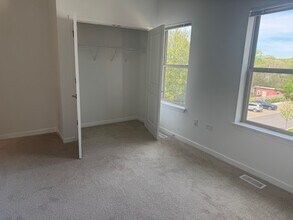 15649 Lamon Ave in Oak Forest, IL - Building Photo - Building Photo
