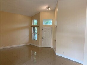 767 Stanton Dr in Weston, FL - Building Photo - Building Photo