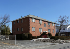 95 Waltham St Apartments