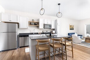 Rye at Tillstone in Fargo, ND - Building Photo