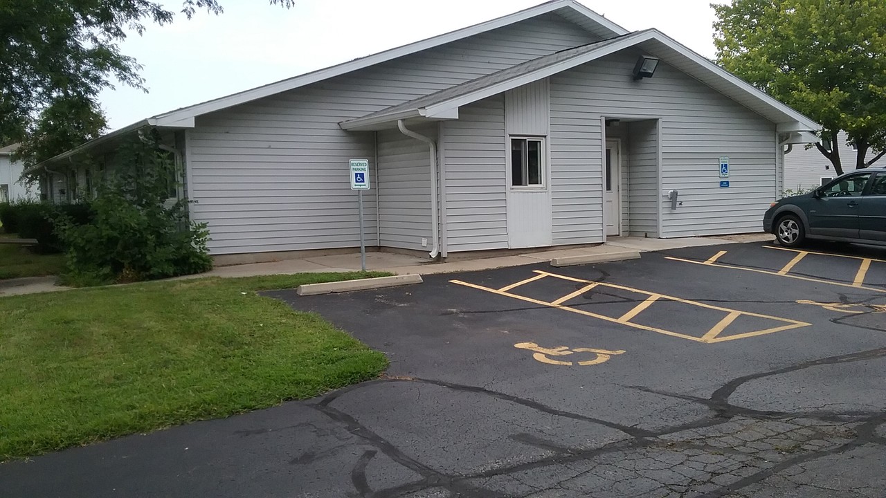 Green Valley Estates, Sec.8/Elderly/Disabled in Whitewater, WI - Foto de edificio