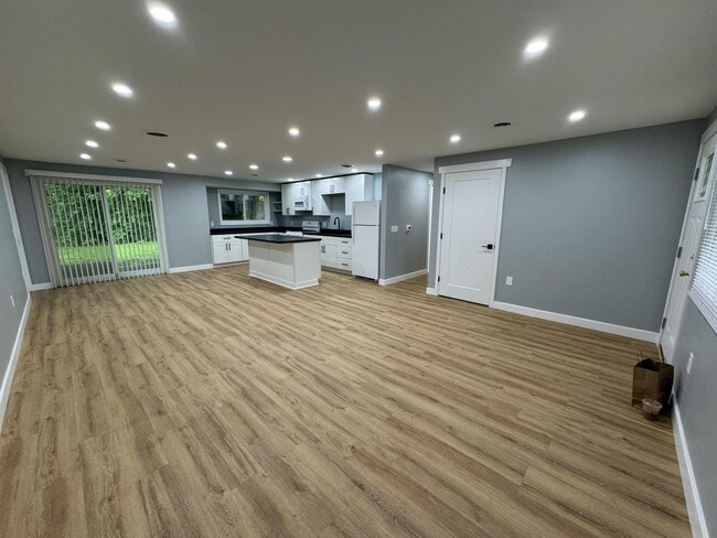 62 Golden Rod Ln in Rochester, NY - Building Photo - Building Photo