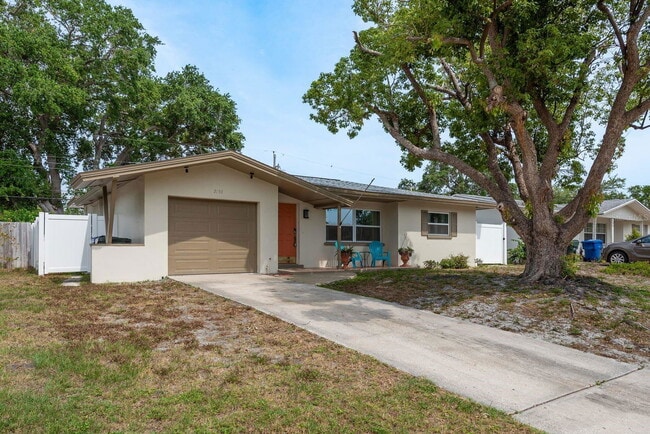 property at 2153 Pocahontas Dr