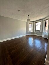 107 Jersey St, Unit 12A in Boston, MA - Building Photo - Building Photo