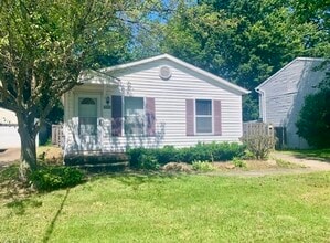 6528 Rosebelle Ave in North Ridgeville, OH - Building Photo - Building Photo