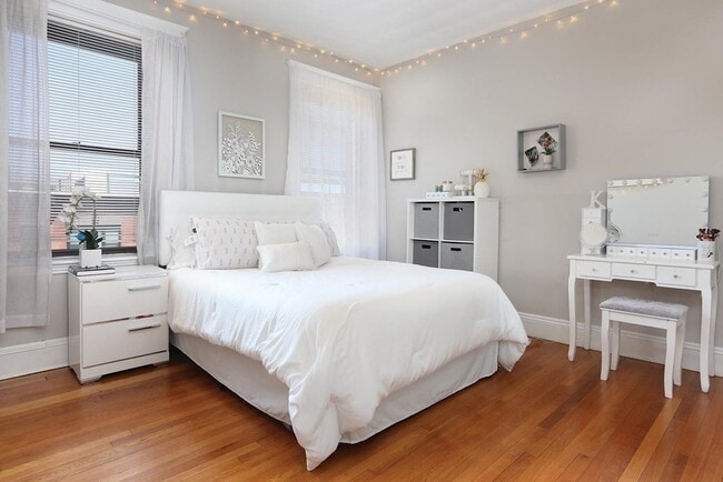 30 Claflin Rd, Unit 2 in Brookline, MA - Building Photo - Building Photo