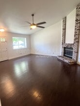 2125 Northridge Dr in Modesto, CA - Building Photo - Building Photo