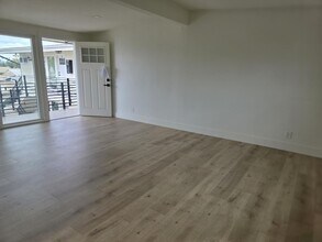 12361 - 12365 El Rey Pl in Garden Grove, CA - Foto de edificio - Building Photo