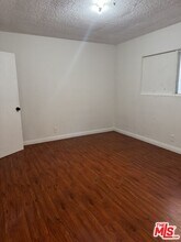 4106 Rosewood Ave in Los Angeles, CA - Building Photo - Building Photo