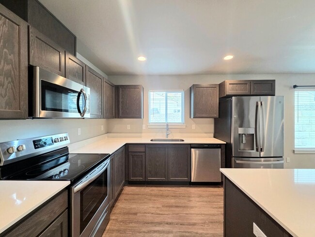 2205 SE Marlette Rd in Wenatchee, WA - Building Photo - Building Photo