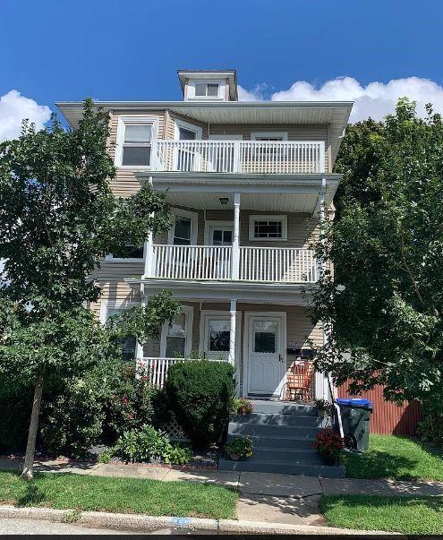 221 Cole Ave in Providence, RI - Building Photo