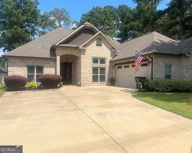 100 Newport Ave in Kathleen, GA - Building Photo - Building Photo