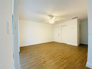 305 Wellington Ct in Tampa, FL - Building Photo - Building Photo