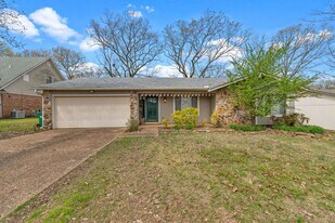 33 Donnell Dr in North Little Rock, AR - Building Photo