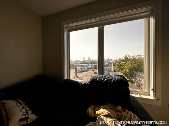 200 Old Colony Ave in Boston, MA - Building Photo - Building Photo