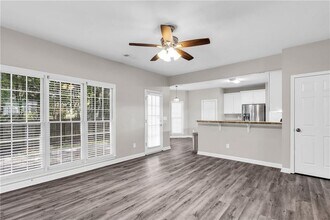 10655 Victory Gate Dr in Alpharetta, GA - Building Photo - Building Photo