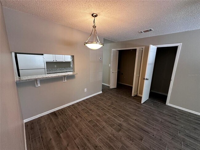500 YELLOWWOOD Ct in Altamonte Springs, FL - Building Photo - Building Photo