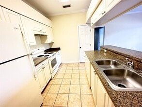 201 Eagle Pond Dr in Winter Haven, FL - Building Photo - Building Photo