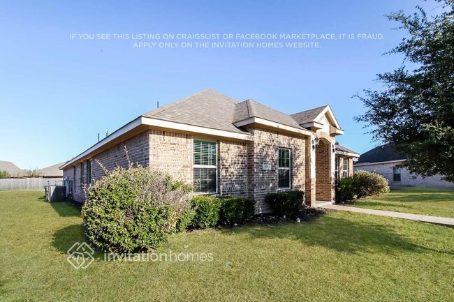 105 Thorncreek Cir in Red Oak, TX - Building Photo - Building Photo