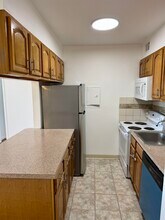 43 Van Wagenen Ave in Jersey City, NJ - Building Photo - Building Photo