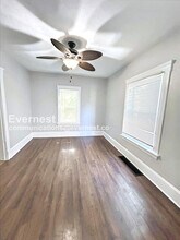 8002 Bellevue Ave in Cleveland, OH - Building Photo - Building Photo
