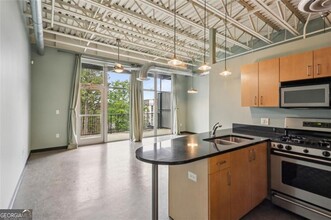 5200 Peachtree Blvd in Chamblee, GA - Building Photo - Building Photo