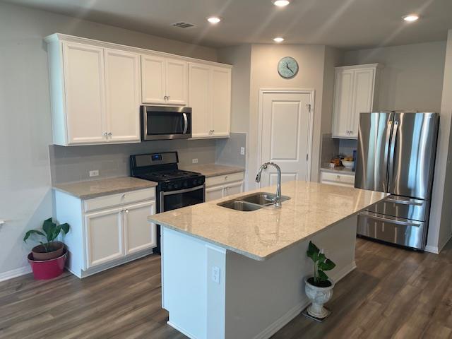 6410 Rounded Pebble Ln in Buda, TX - Foto de edificio - Building Photo