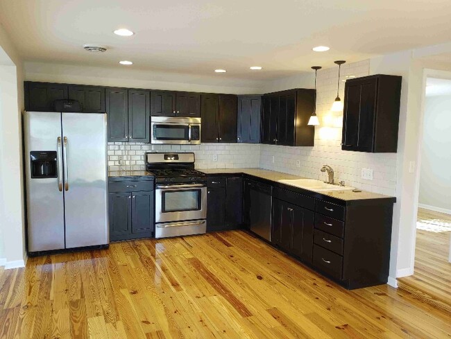 7001 230th Ave NE in Stacy, MN - Foto de edificio - Building Photo