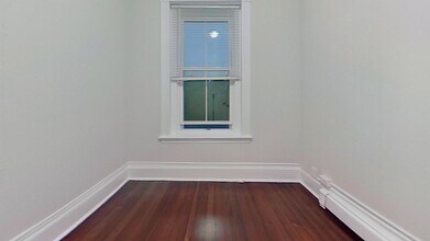 251 Cambridge St, Unit Cambridge st in Boston, MA - Foto de edificio - Building Photo