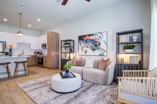 Heritage Grove in Broken Arrow, OK - Building Photo