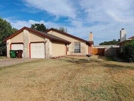 1109 Hyridge St in Round Rock, TX - Building Photo