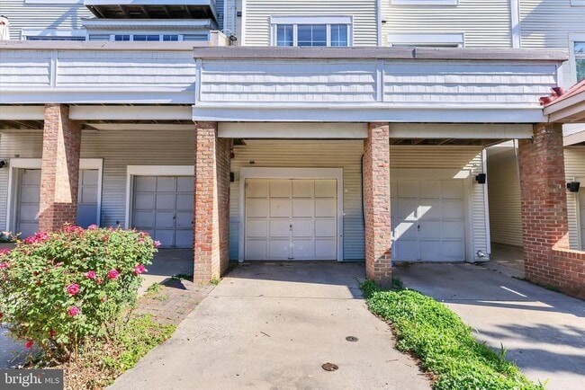 9411 Royal Bonnet Terrace