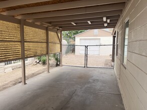 7833 Hermosillo Dr in El Paso, TX - Building Photo - Building Photo