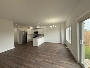 8405-700-79A 79a St in Fort St John, BC - Building Photo - Building Photo
