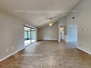 517 Eastport Dr in Longwood, FL - Foto de edificio - Building Photo