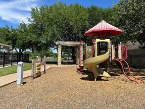 1015 Longdraw Dr in Katy, TX - Building Photo - Building Photo